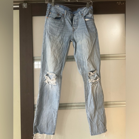 Levi’s 501 Straight Slim Taper - Picture 1 of 5